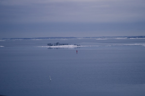 Ocean on a gray and icy afternoon